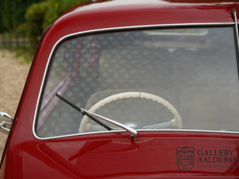 Image 26/50 de Alfa Romeo 6C 2500 Freccia d`Oro Sport (1947)