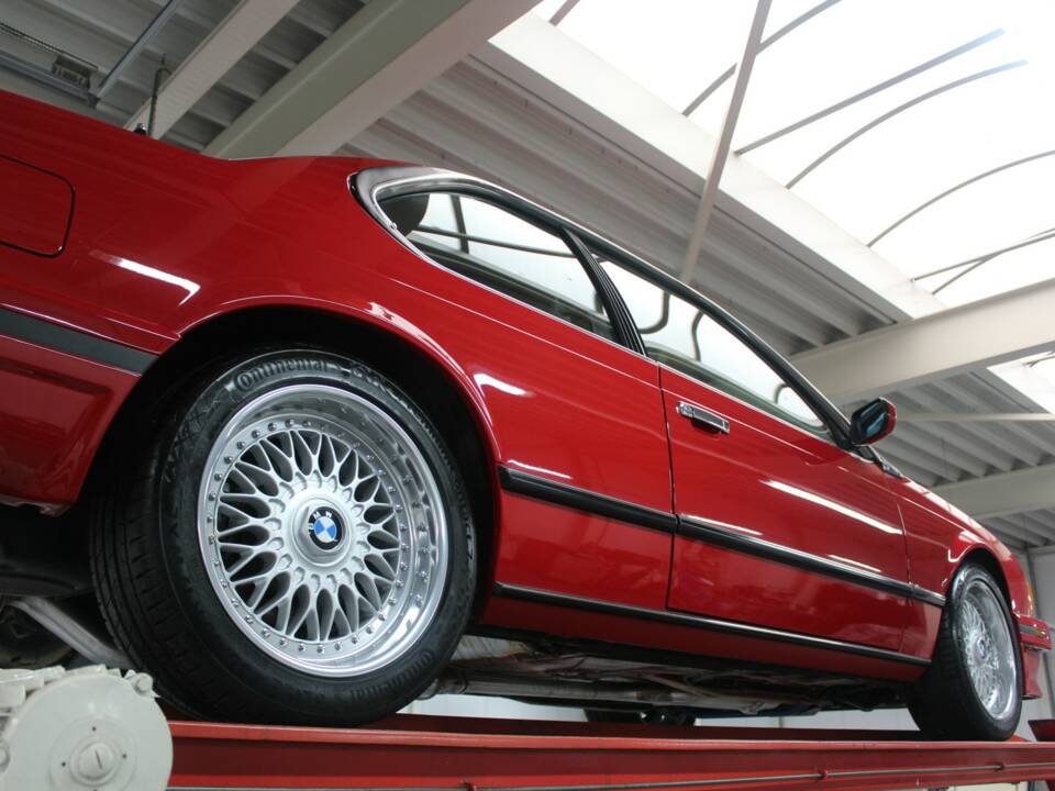 Afbeelding 12/50 van BMW M6 (1988)