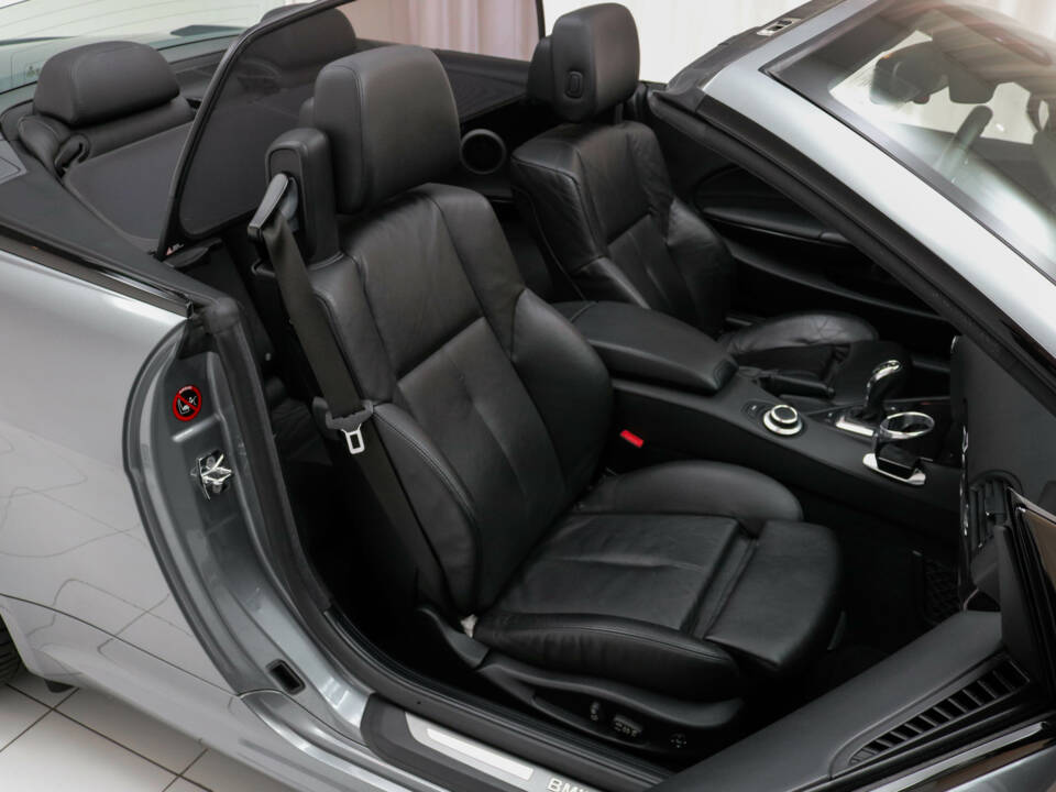 Immagine 9/17 di BMW 630i (2007)