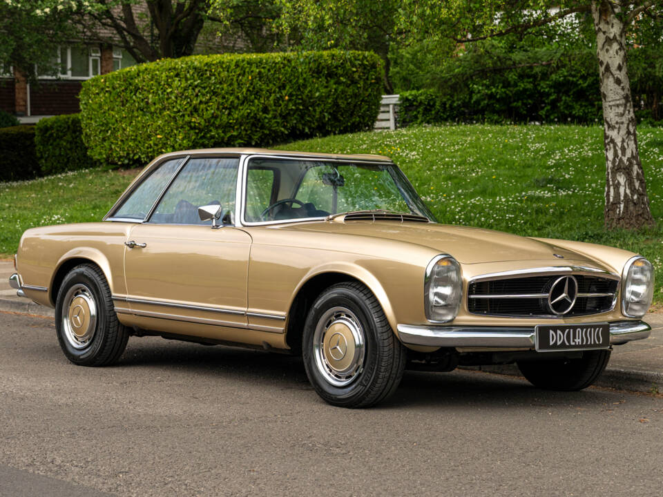 Image 2/21 of Mercedes-Benz 250 SL (1967)