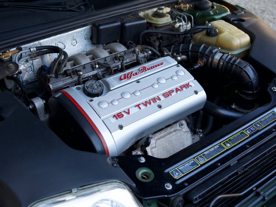 Bild 21/43 von Alfa Romeo Spider 2.0 Twin Spark 16V (1995)