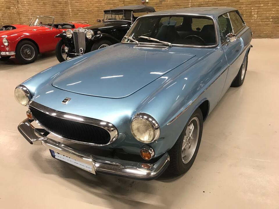 Immagine 4/26 di Volvo 1800 ES (1973)