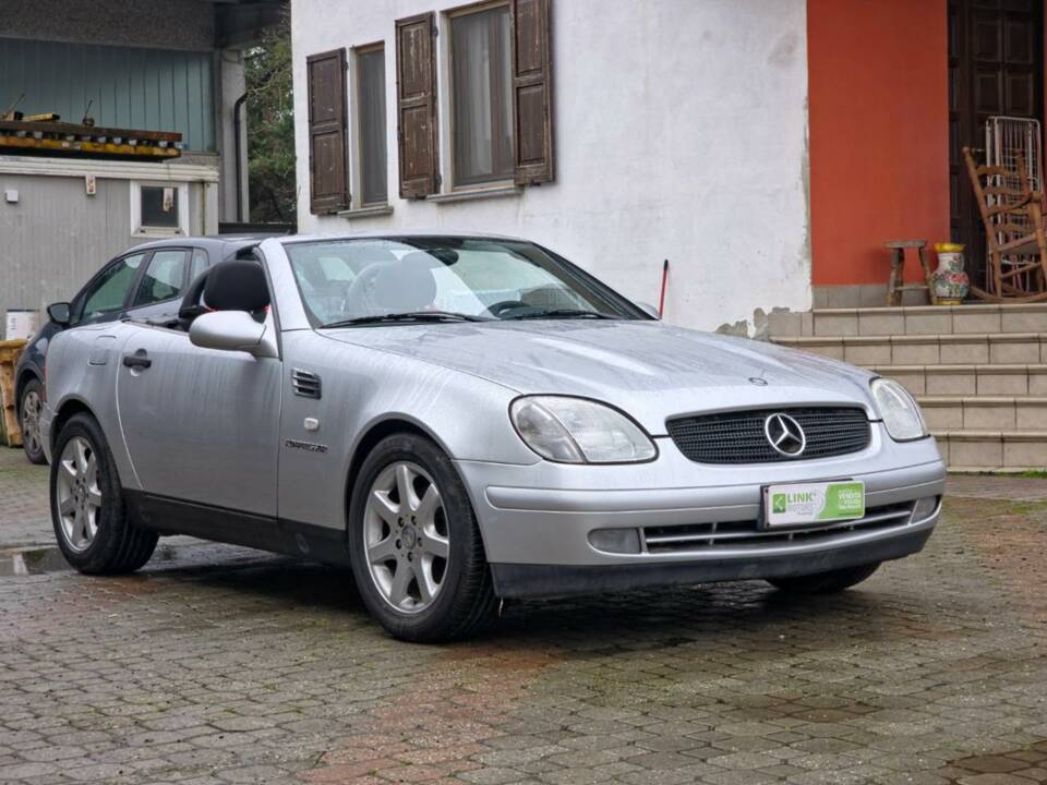 Image 6/9 of Mercedes-Benz SLK 200 Kompressor (1998)