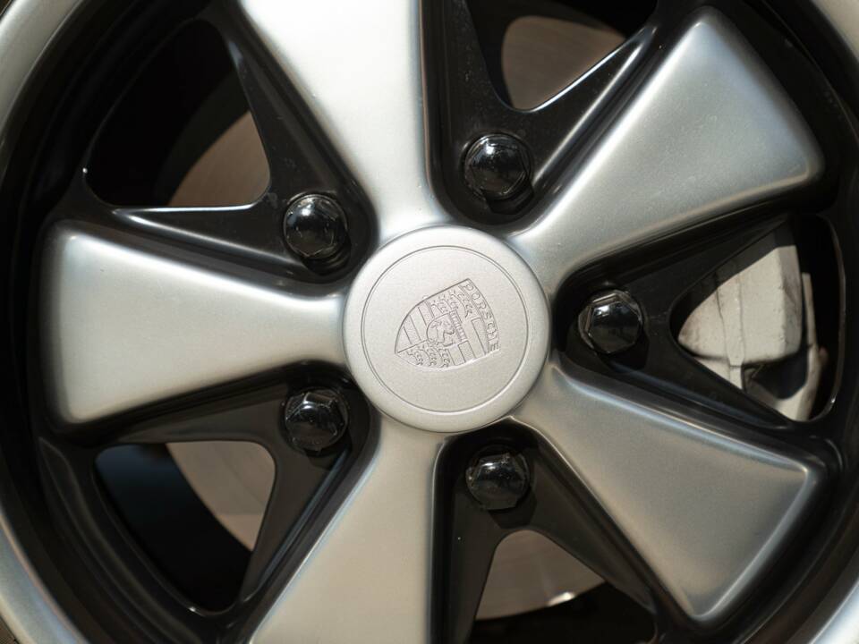 Image 16/50 of Porsche 911 2.2 S (1971)