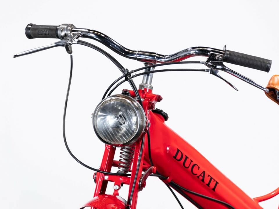 Image 27/50 de Ducati Cucciolo (1953)
