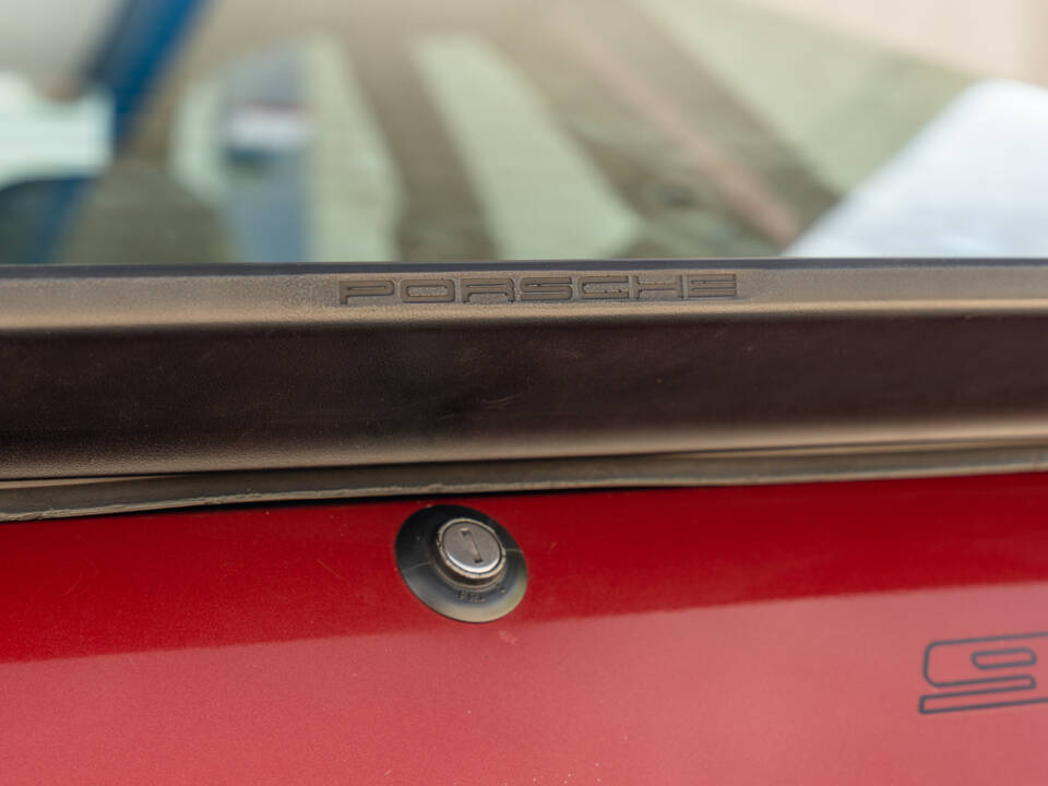 Image 22/58 of Porsche 924 Turbo (1982)