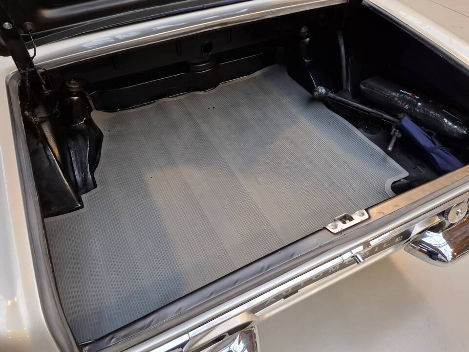 Imagen 10/29 de Mercedes-Benz 250 SL (1967)