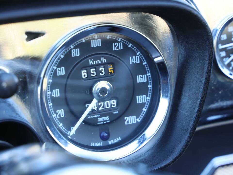 Image 8/50 de MG MGB (1966)