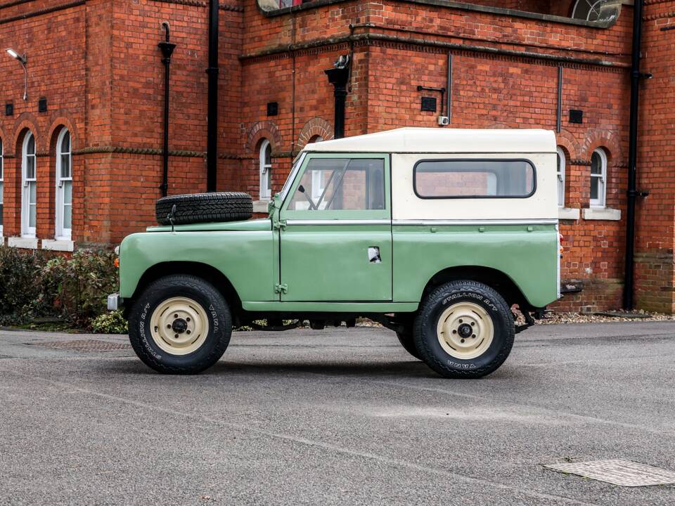 Immagine 21/32 di Land Rover 88 (1969)