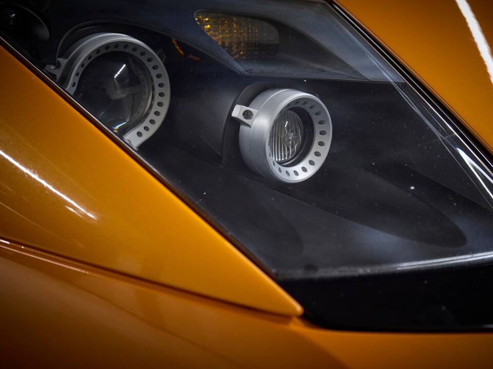 Image 93/99 of Lamborghini Murciélago (2003)