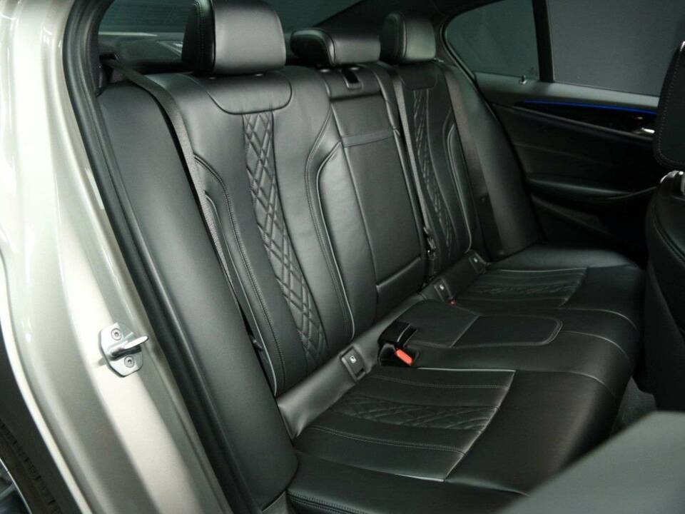 Image 26/50 of ALPINA B5 Biturbo AWD (2017)