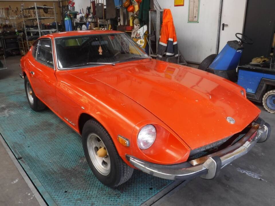 Image 2/38 of Datsun 240 Z (1973)