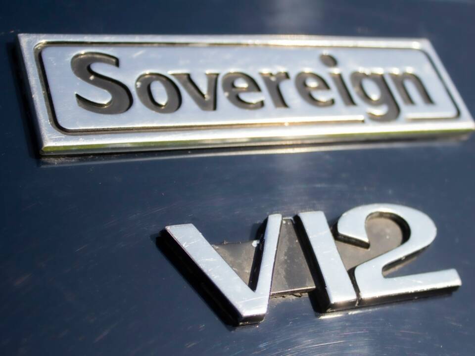 Bild 23/28 von Jaguar Sovereign 3.6 (1986)