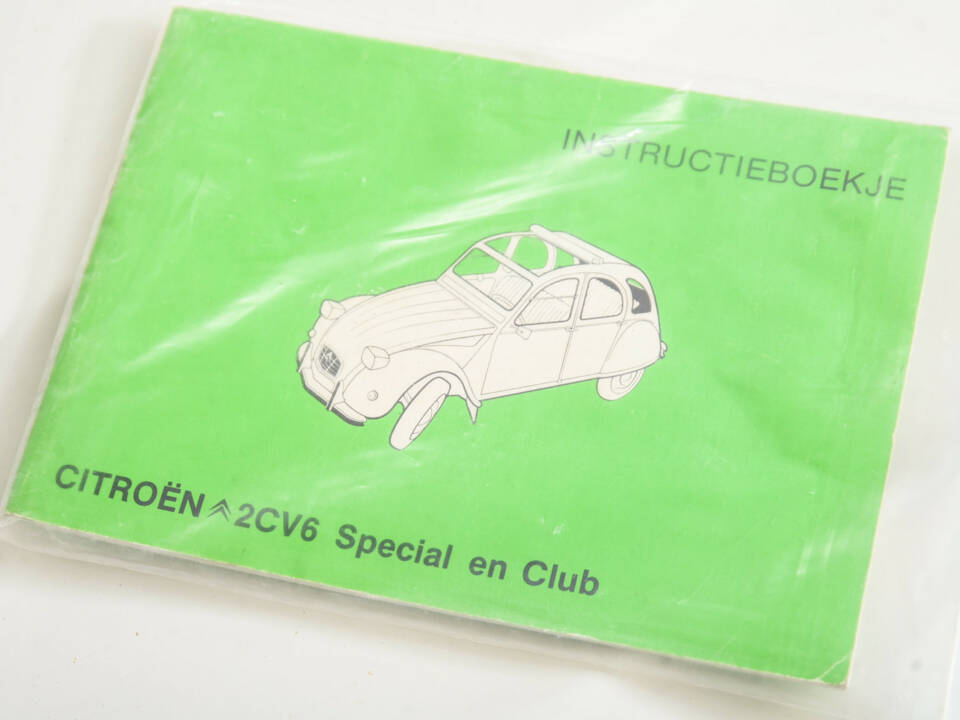 Image 46/50 de Citroën 2 CV 6 (1986)