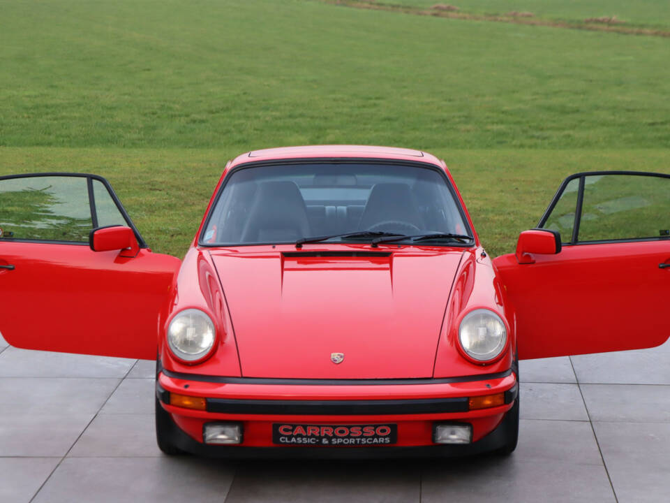 Immagine 12/50 di Porsche 911 SC 3.0 (1982)