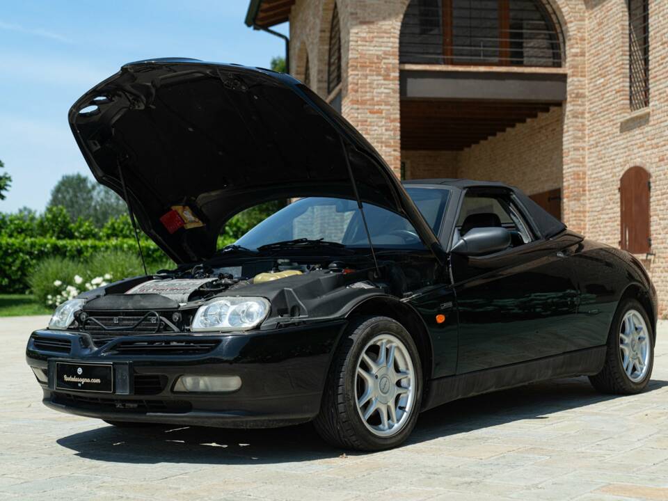 Bild 50/50 von Alfa Romeo GTV 2.0 Twin Spark (1997)