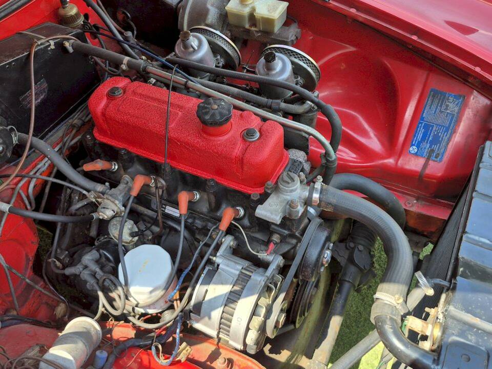 Image 38/40 of MG MGB (1979)