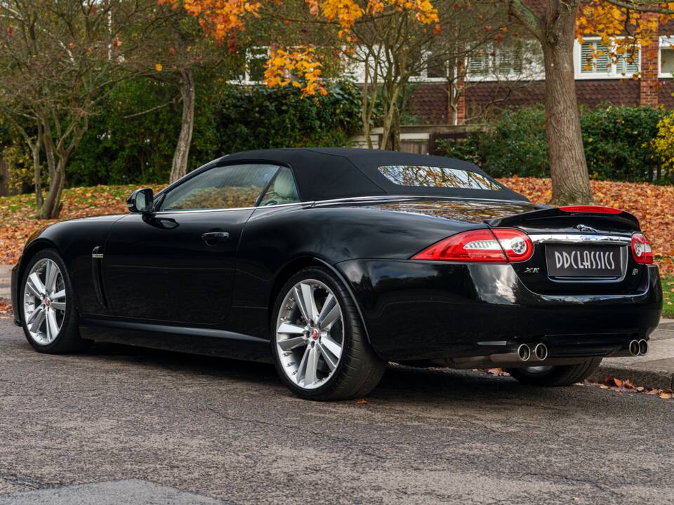 Image 8/30 de Jaguar XKR (2009)