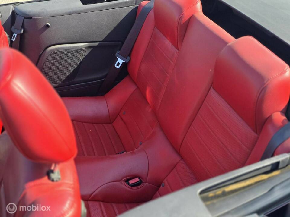 Bild 26/38 von Ford Mustang V6 (2006)