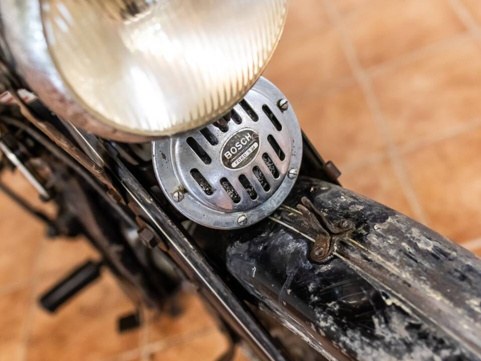 Image 4/11 of Puch 200 (1900)