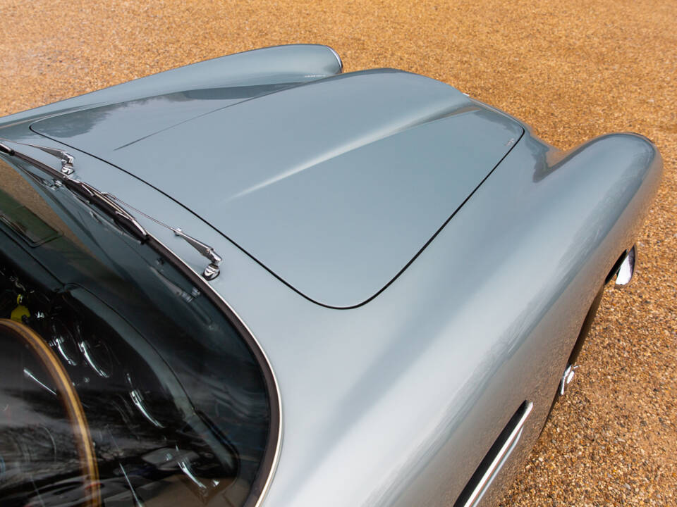 Afbeelding 25/94 van Aston Martin DB 4 (1960)