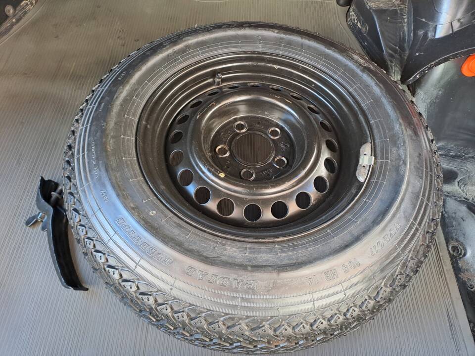 Image 27/73 of Mercedes-Benz 280 SE (1971)