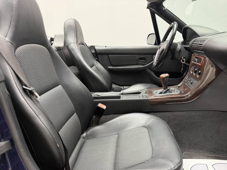 Image 8/17 of BMW Z3 1.9 (1997)