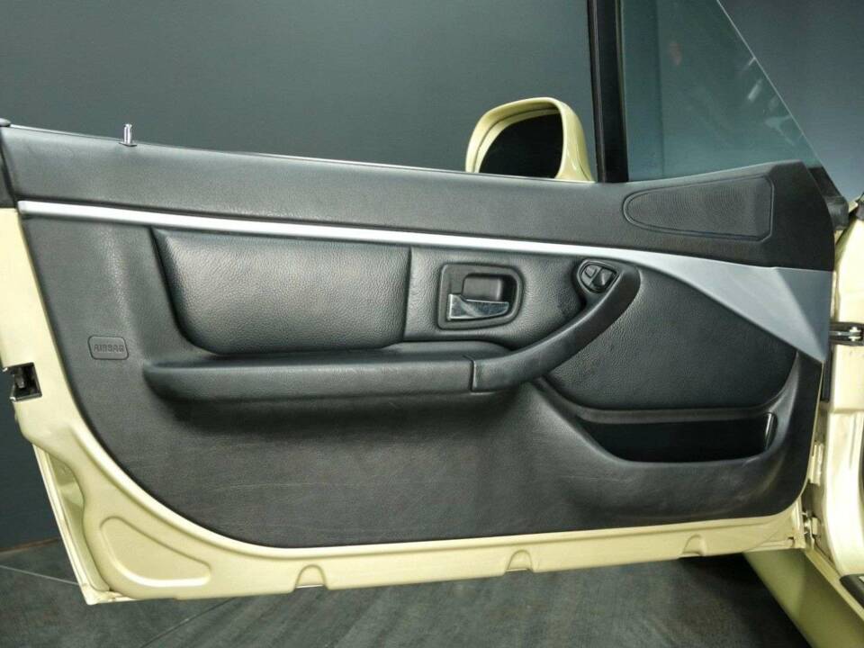 Bild 10/30 von BMW Z3 2.2i (2002)