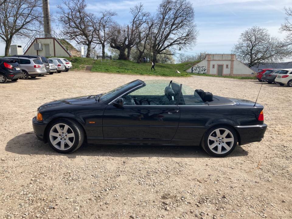 Immagine 5/7 di BMW 323Ci (2000)