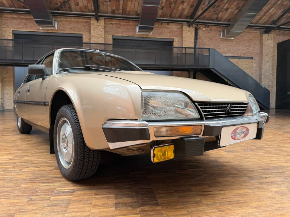 Immagine 7/43 di Citroën CX 2400 GTi (1982)