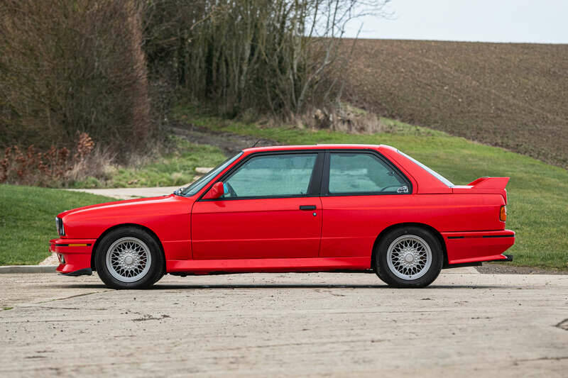 Image 5/34 of BMW M3 (1987)