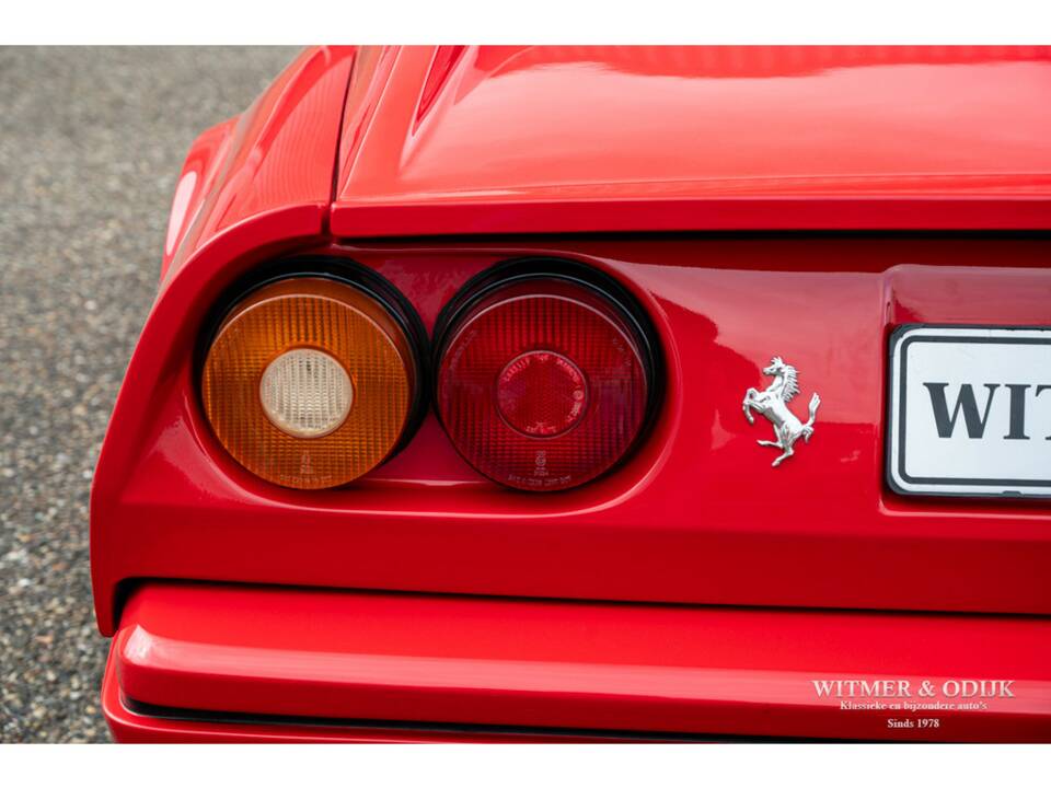 Bild 30/37 von Ferrari 328 GTS (1985)