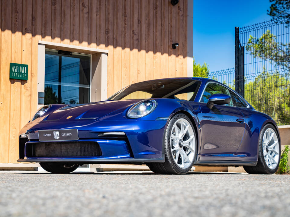 Image 3/50 of Porsche 911 GT3 Touring (2021)