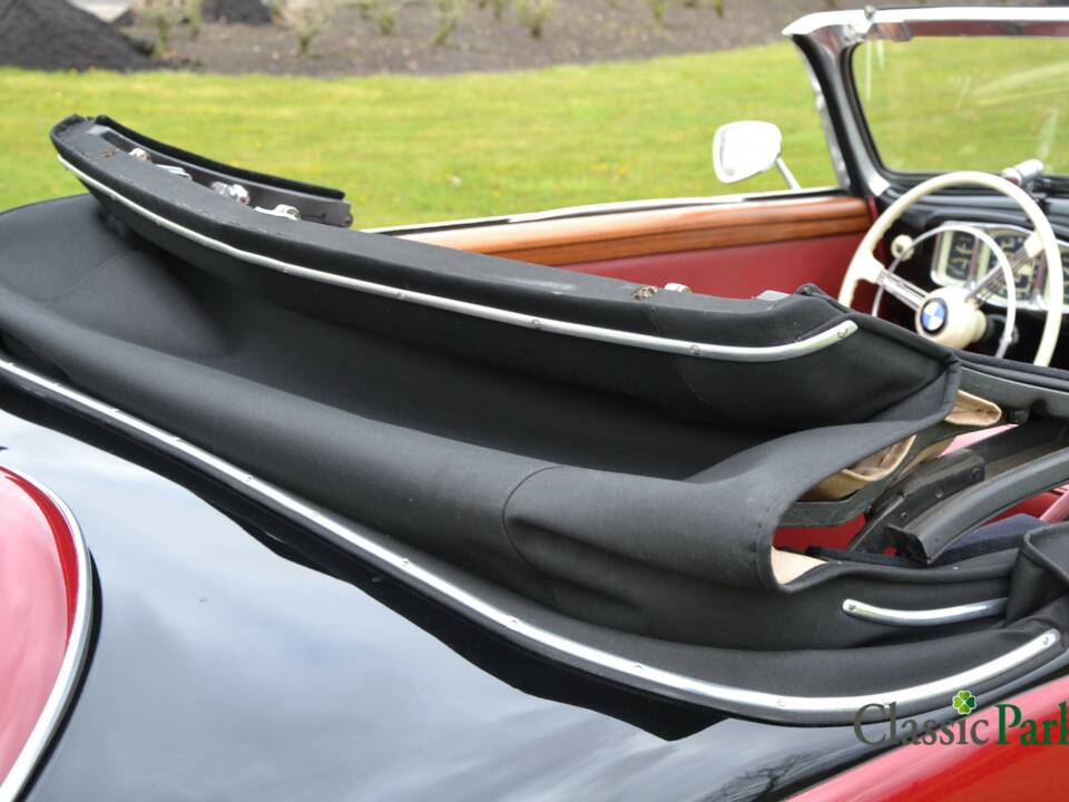 Bild 39/50 von BMW 327 (1949)