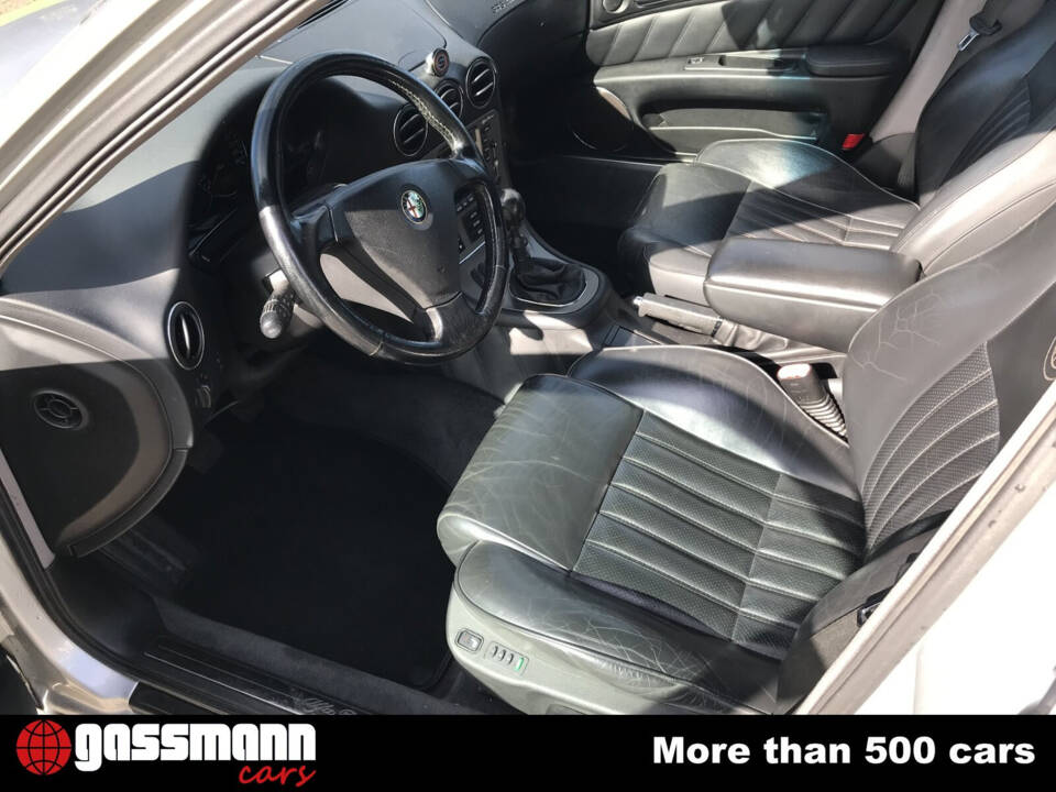 Immagine 4/10 di Alfa Romeo 166 2.5i V6 24V (2002)