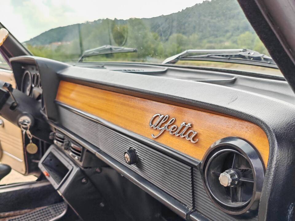 Image 29/48 of Alfa Romeo Alfetta 1.8 (1972)