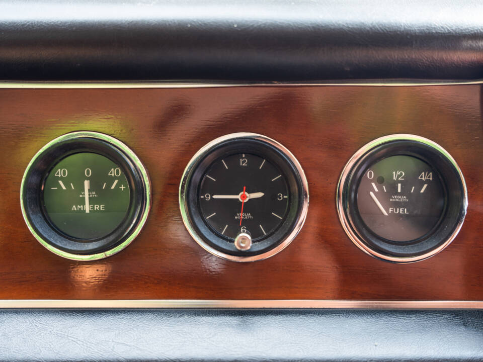 Image 16/50 of Ferrari 365 GTC (1969)