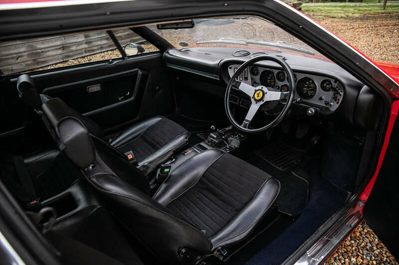 Bild 2/50 von Ferrari 308 GT4 (1979)