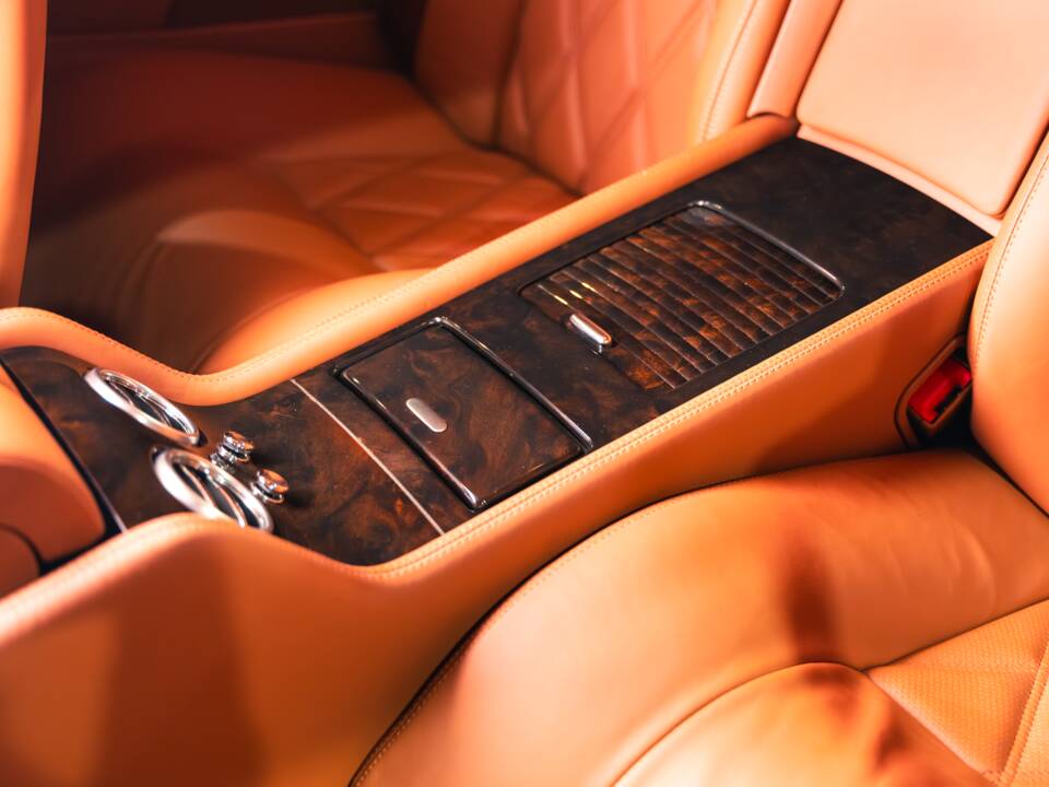 Bild 32/37 von Bentley Continental GT (2005)