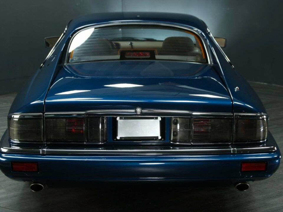 Image 5/49 de Jaguar XJS 4.0 (1995)