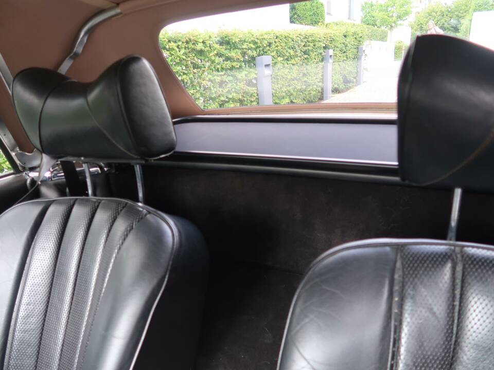 Imagen 35/43 de Mercedes-Benz 280 SL (1968)