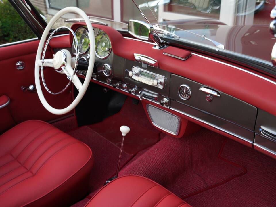 Imagen 47/50 de Mercedes-Benz 190 SL (1960)