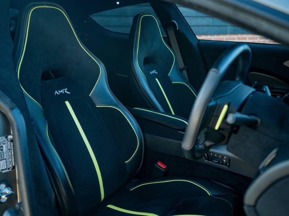 Imagen 33/52 de Aston Martin Rapide AMR (2020)