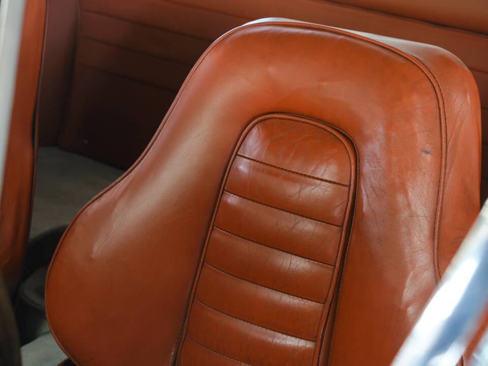 Bild 43/50 von Lancia Flaminia GT 2.5 3C Touring (1963)
