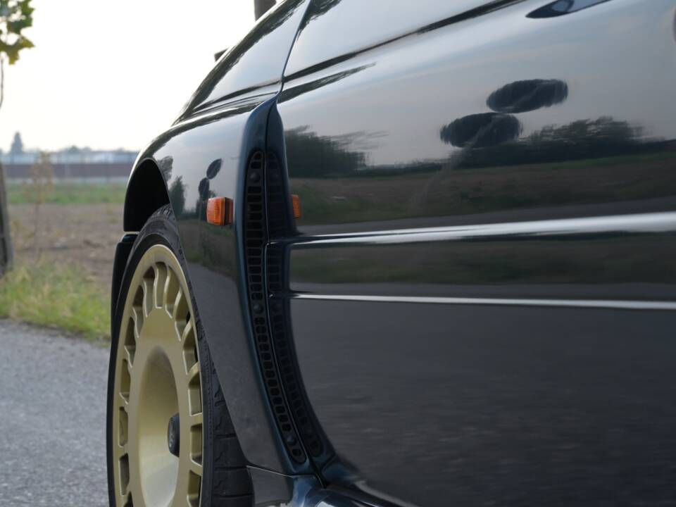 Bild 58/73 von Ford Escort RS Cosworth (1992)