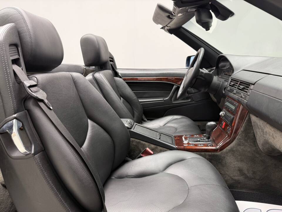 Bild 20/27 von Mercedes-Benz SL 320 (1997)