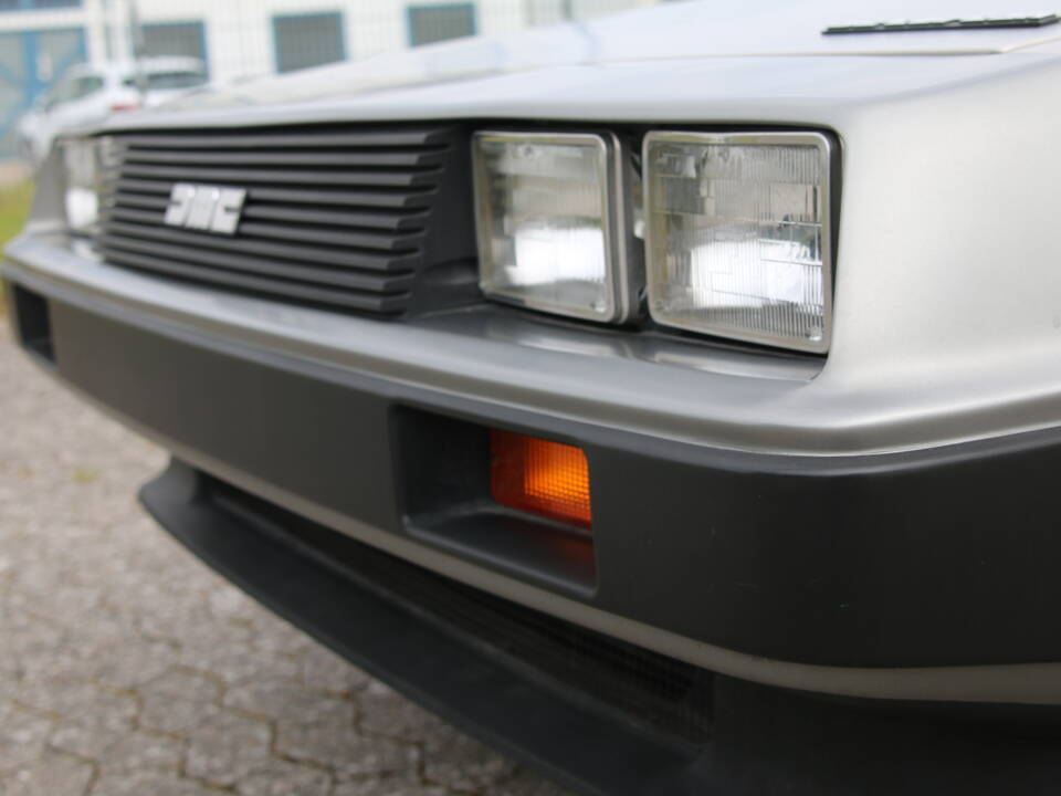 Image 35/92 of DeLorean DMC-12 (1982)