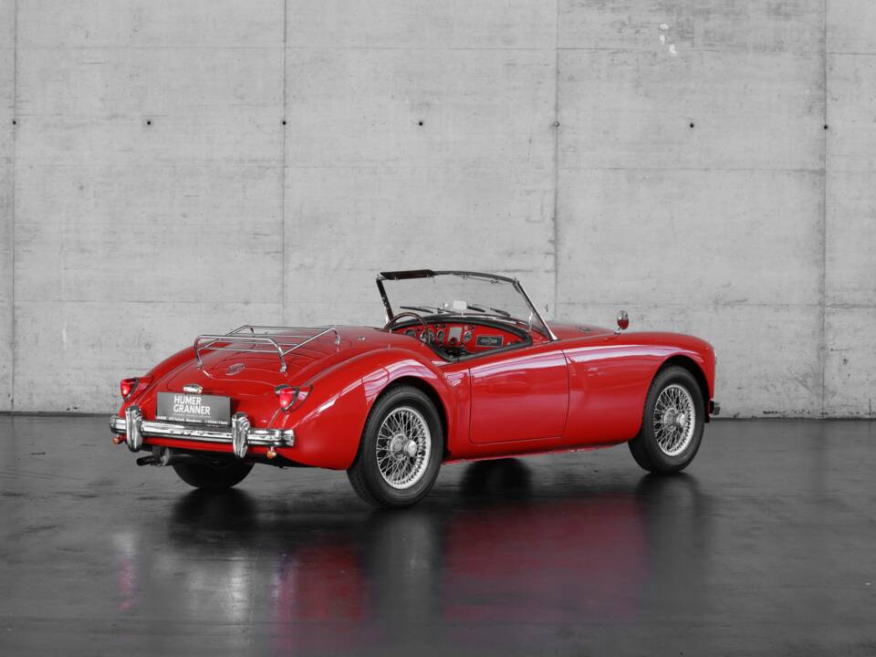Imagen 5/45 de MG MGA 1500 (1957)