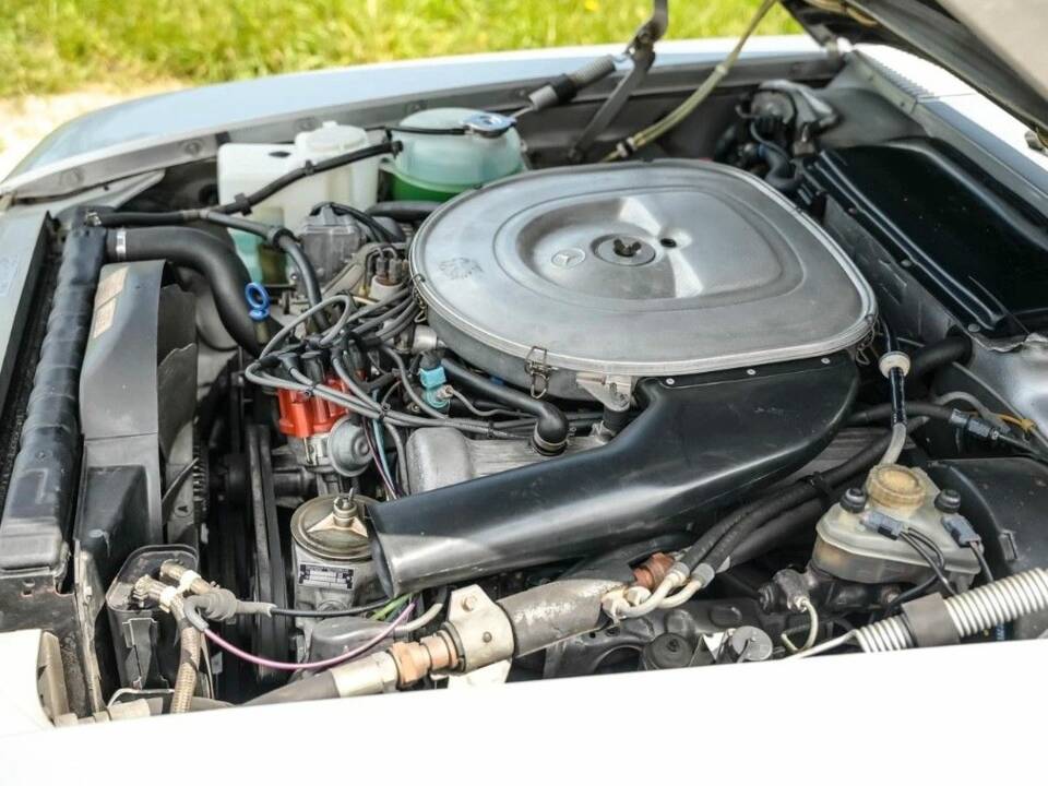 Image 5/28 of Mercedes-Benz 380 SL (1981)