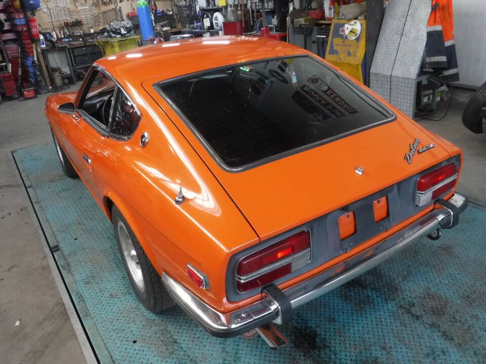 Image 9/50 of Datsun 240 Z (1972)